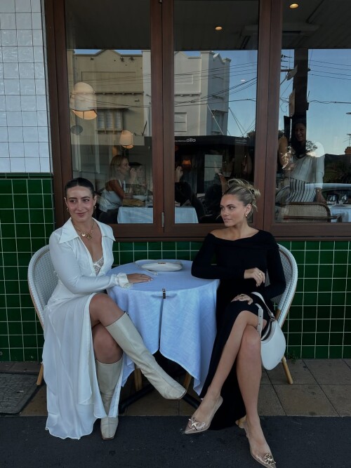 10000548299b8693454694db43