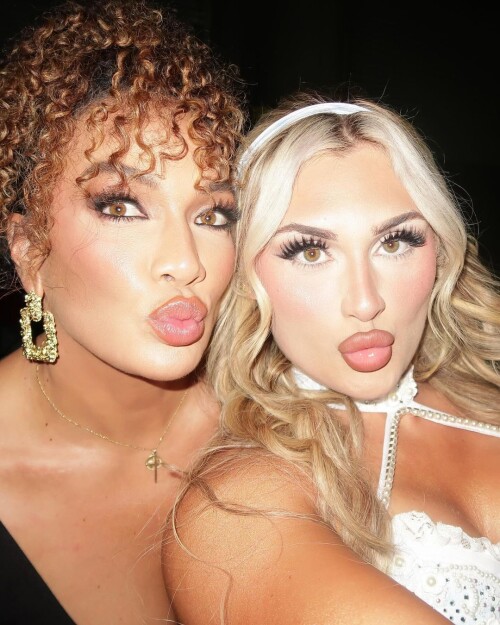 10000557819896d3e8293baa78