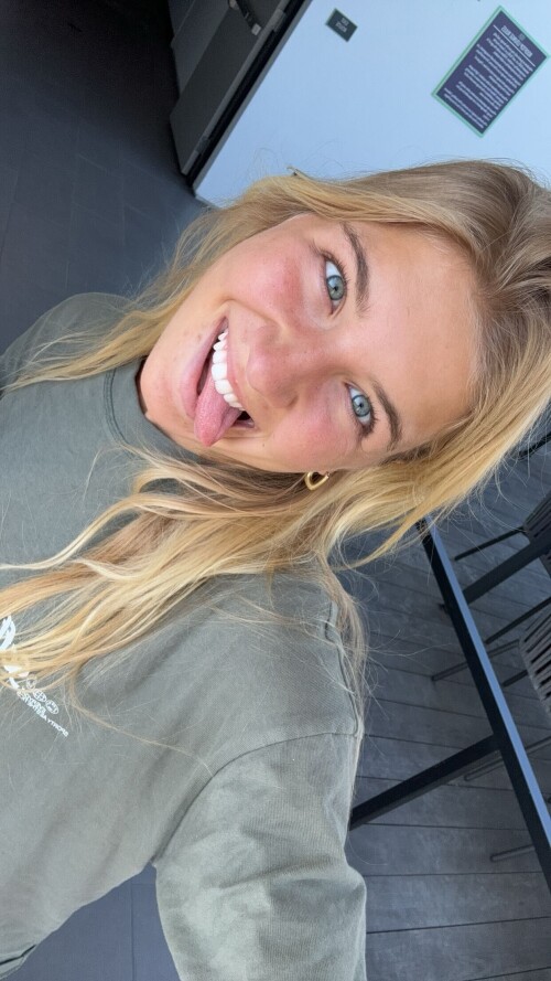 1000055976163cce9dd6eb816e