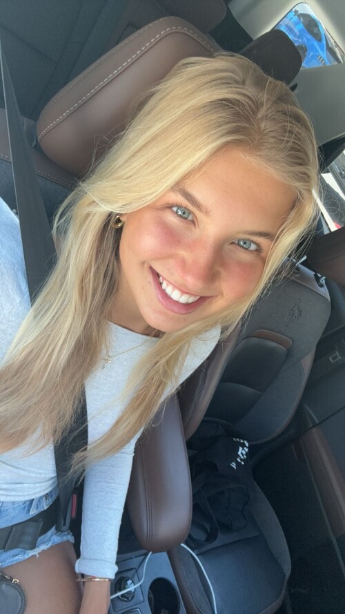 1000055986f756bc3ed4050df8