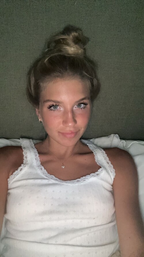 1000055999aa2d273f5c480d40