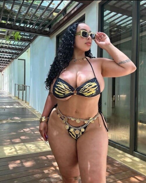 1000057376d7f5ad50eda19c71