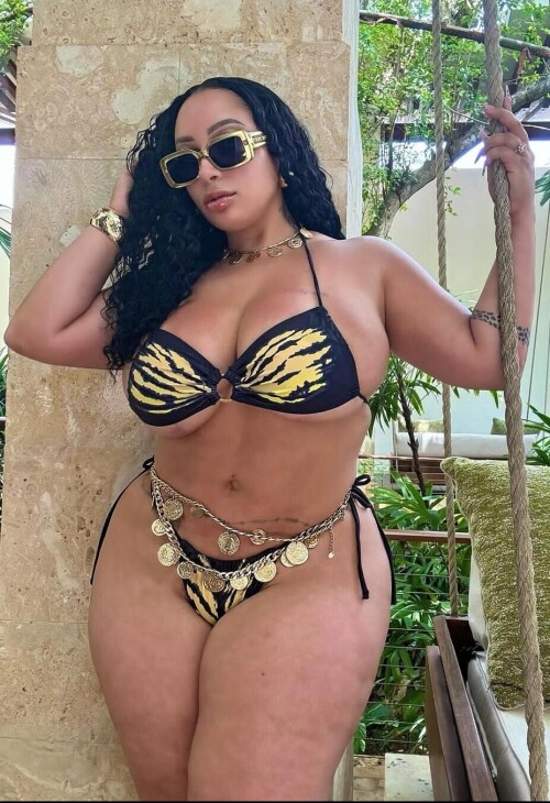 1000057378d9cfaec179ee78a7