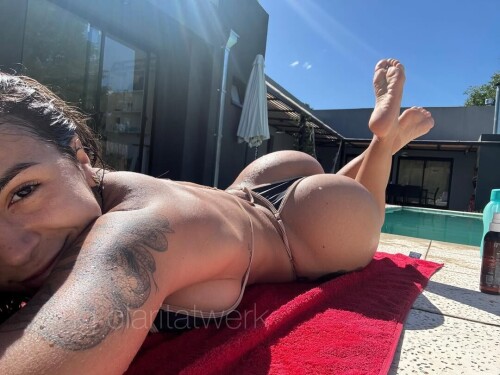 1000057586d2818f6cf66d7369