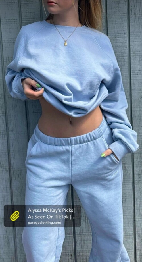 1000057676cdf6dde8cf720543