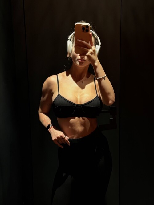 1000057849936a84a2ffad41ce