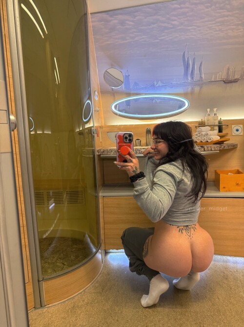 10000585811ceb4ee6a2f5e7c6