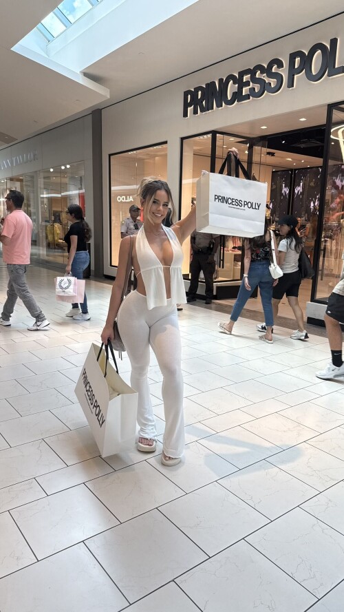 1000058705fcdf2664fb564a19