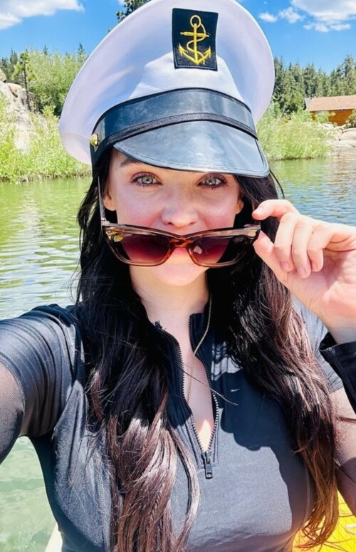 1000058843849b06ef38cbd35b