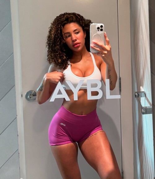 10000589965436c9c32efd2f33