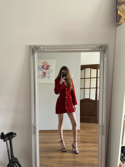 1000059416386a4ae787cb18a9