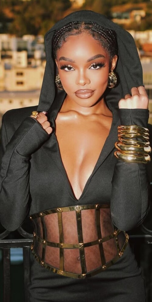 1000059568eeb4e5aade208271