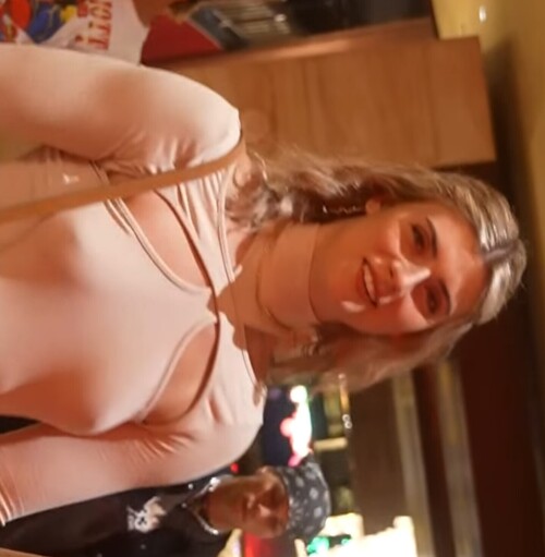 10000597159c0d36ccbcb3d163