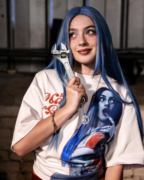 1000061251d199bb37bdaa8b70