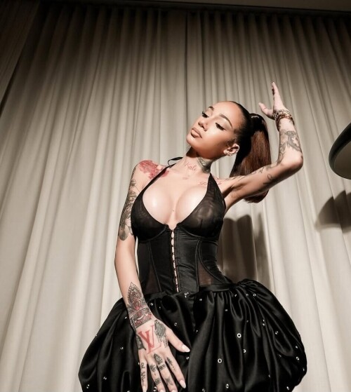 10000615355d70a97610227b4b29de6a591b4c0337