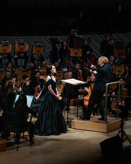 10000620278ee75c037fd7f4d7