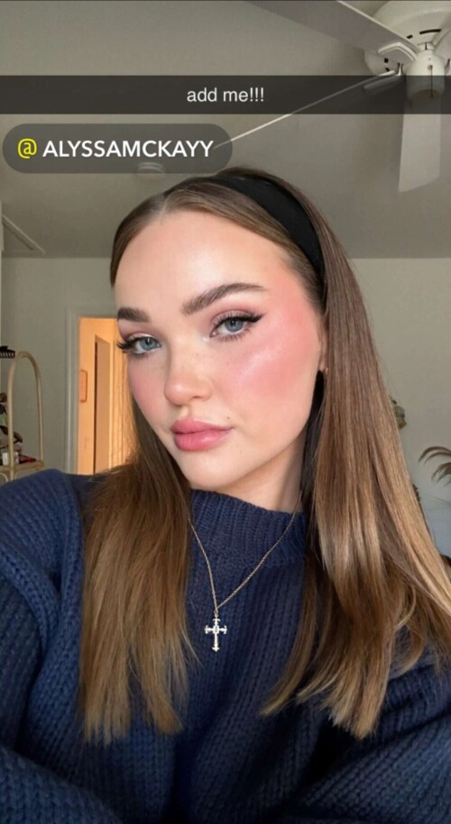 1000062415550d7a4dd8338244