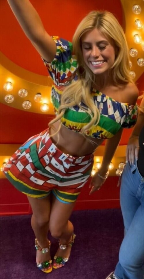 1000062438181413fafba9cda8