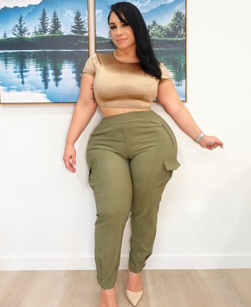 1000062587fba12bafbe64b4f8