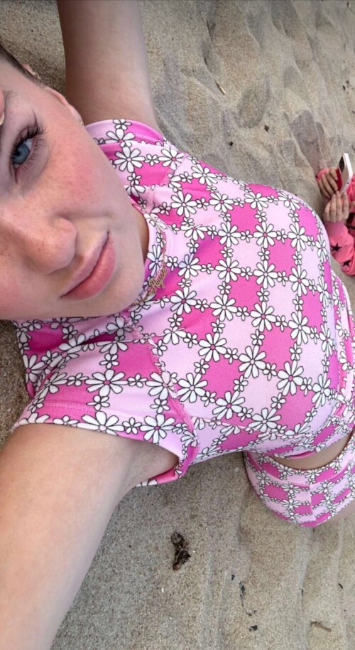 10000628320d98762a83dd1622