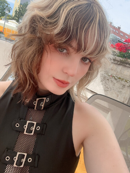 10000629244aba27d8435937aa