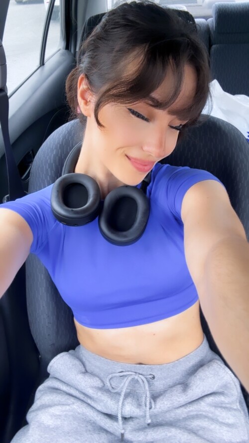 1000065808775e6ba9c171edd1