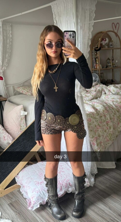 1000066384cacbe502c99da9b8