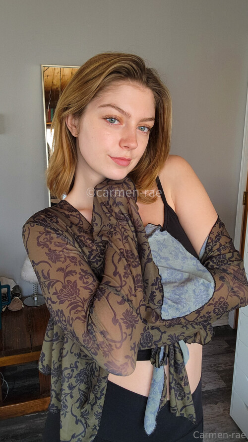 1000067025b8047f76d3247e75