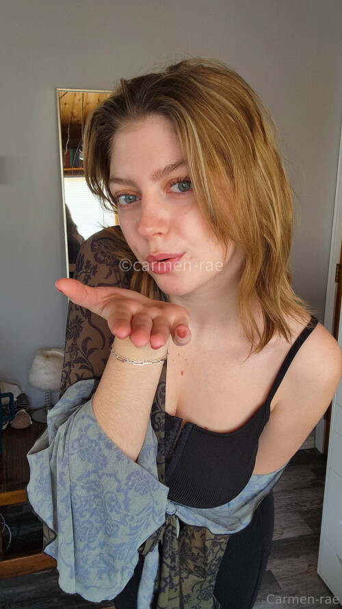 10000670351b898d4a69e9381a