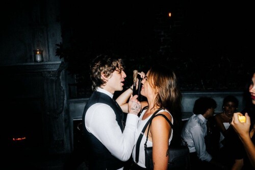 10000671910240447211a591e4