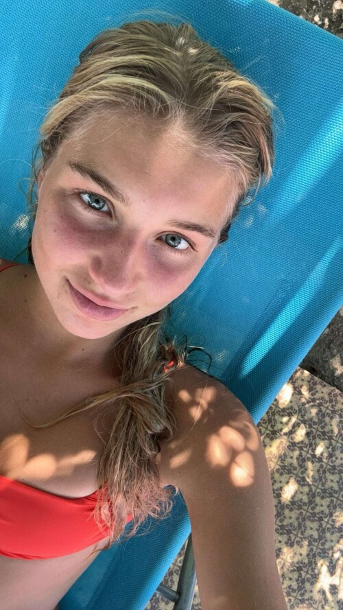 1000067232aadac07dc07d20d9