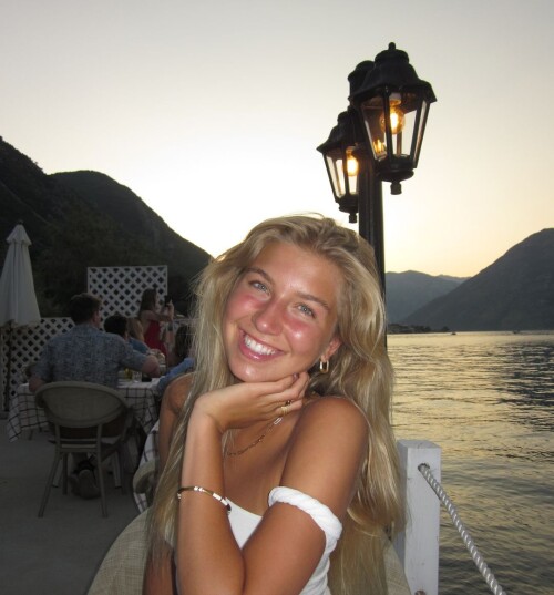 10000672425d622218c6c6e530