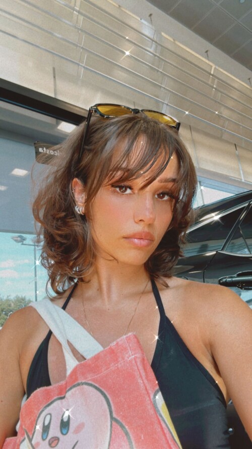 1000067578f5f8d80a44c55876