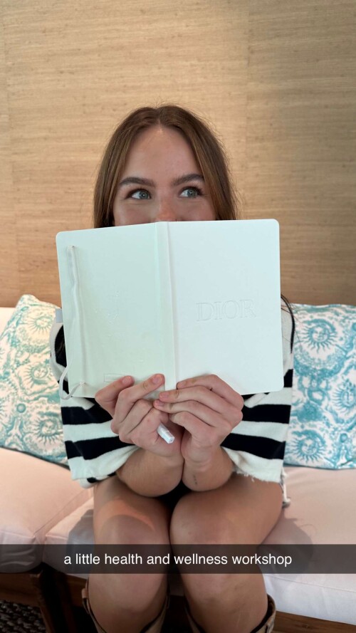 1000067649a554445ad6841207