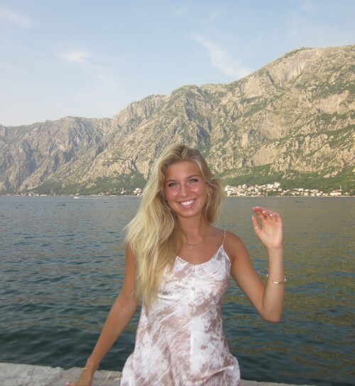 10000676888c4f120b7697f2da