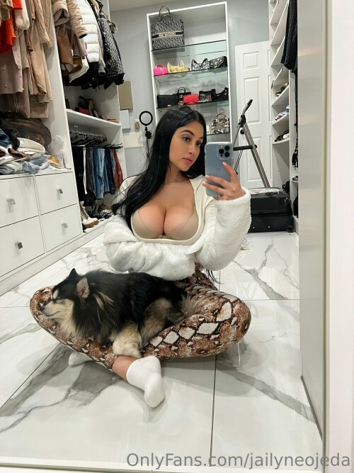 10000677675fda363107696562