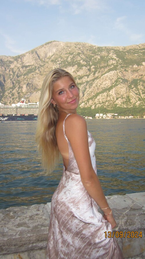 100006810187bfb3c670e584ea