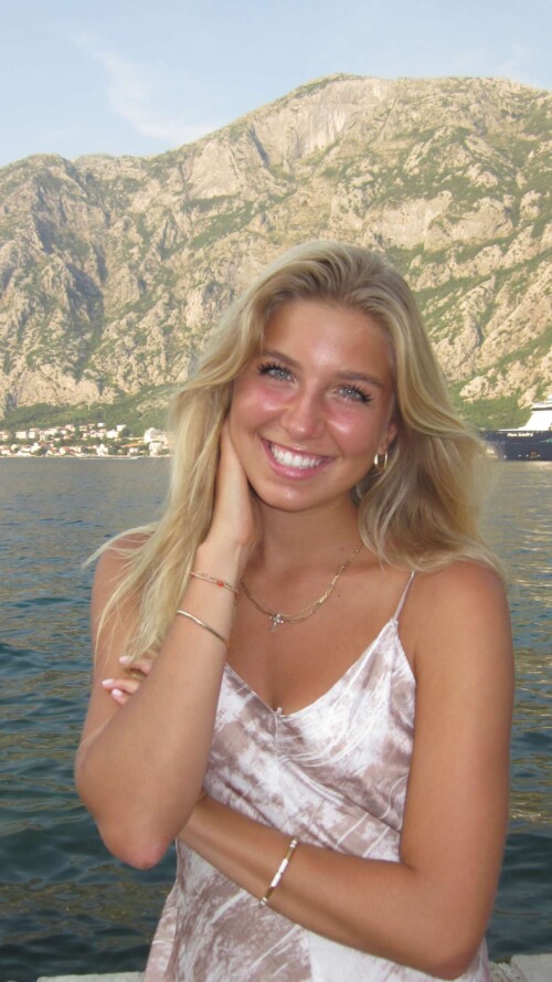 100006810675639047f46398b1