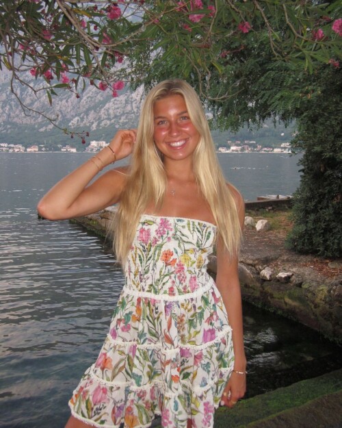 100006817900e231702488ad4e