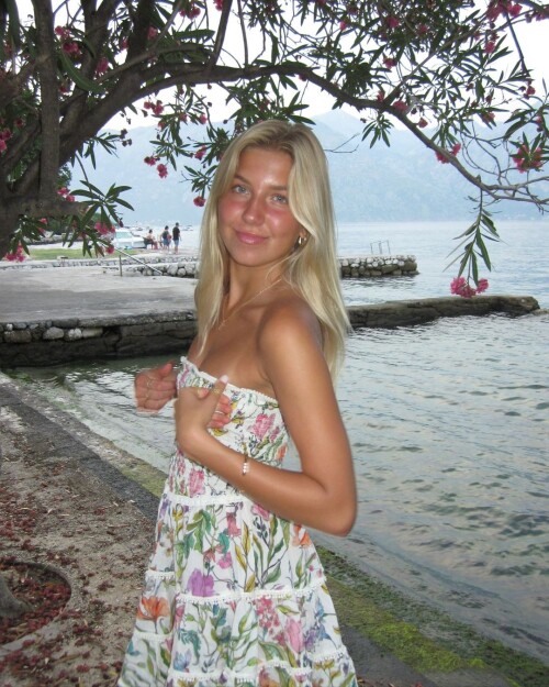 1000068180018ead9ab52fbfdc