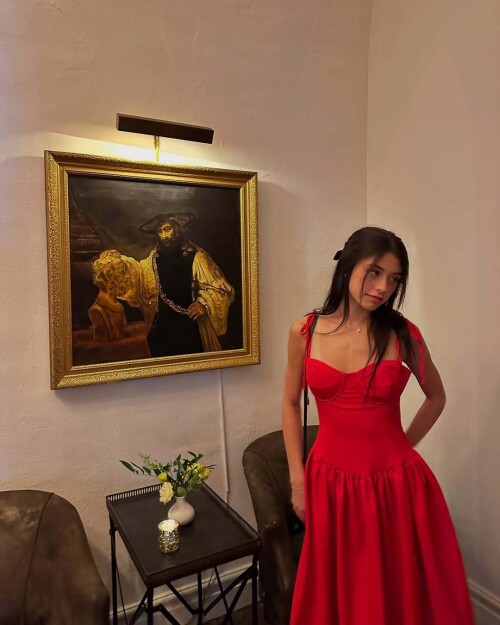 10000683293829fd4763769298