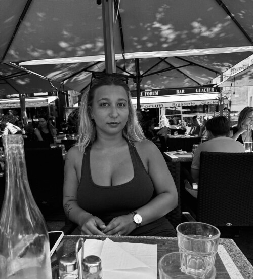 100006860425d4cc5df23e56d6