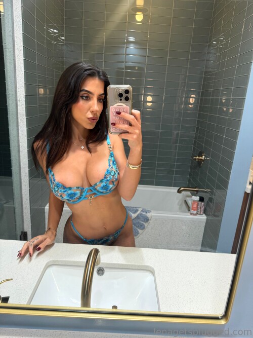 10000686712e9a0bdd98c3f8aa