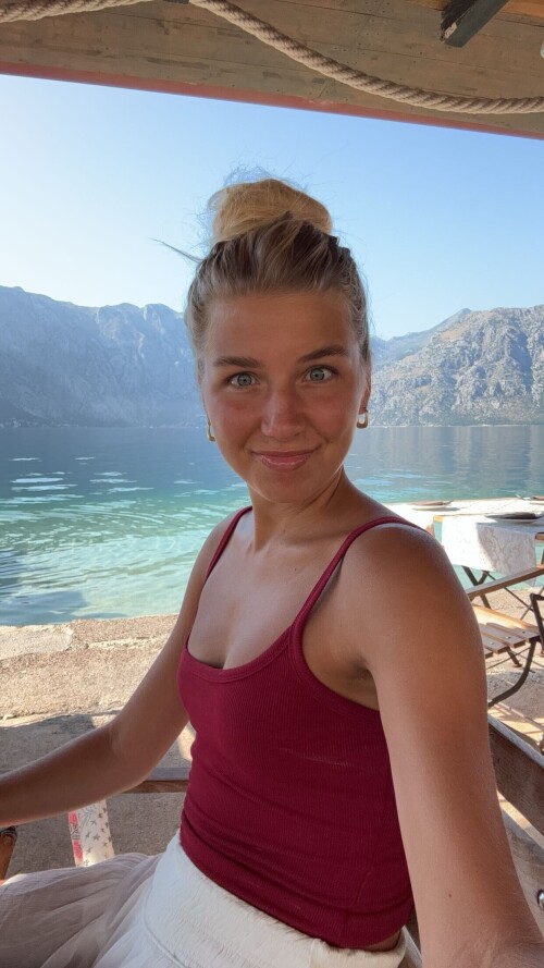 1000068790c084820929b1dccd