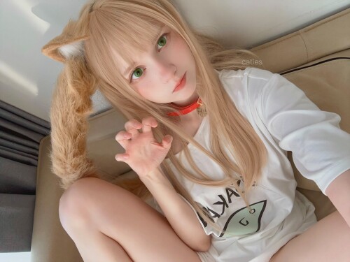 1000069435719aad21a21fa9cc