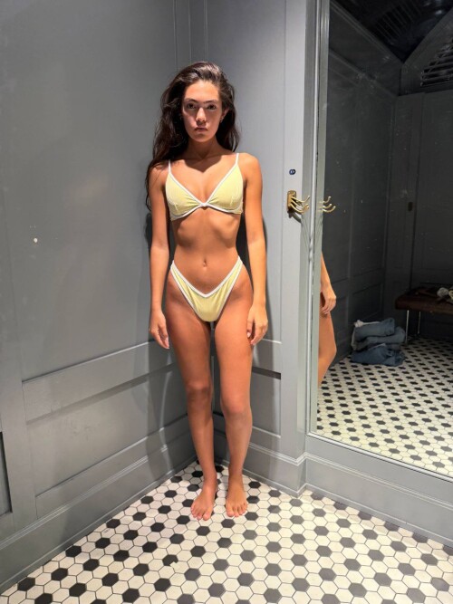 10000698556f92bbeb8195a63240d7ff282a4d945b