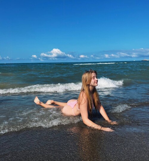 1000069884d3c4f84d7eacf631