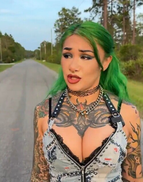 1000071173922d8ac30abdeec0