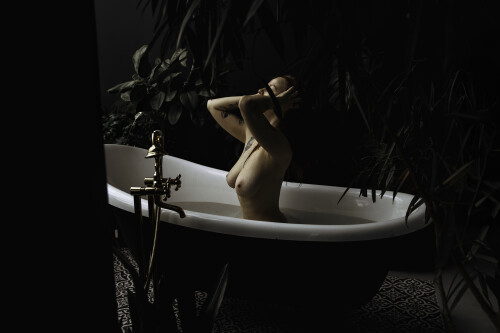 1000071618837fccc9b9d7e9de