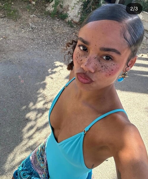 10000716467638db219f43a6d2